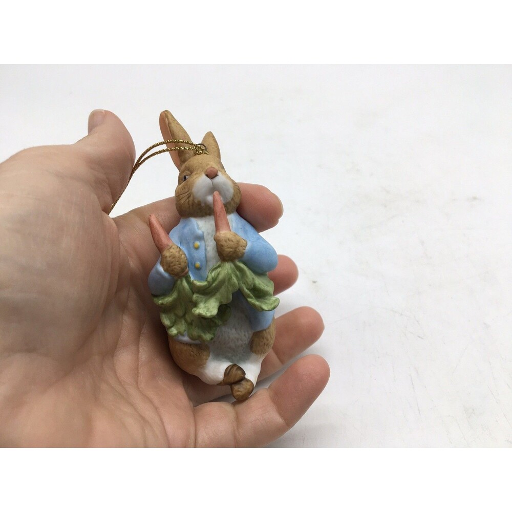 1985 Beatrix Potter 4” Peter Rabbit Ornament Schmid Ceramic Frederick Warne